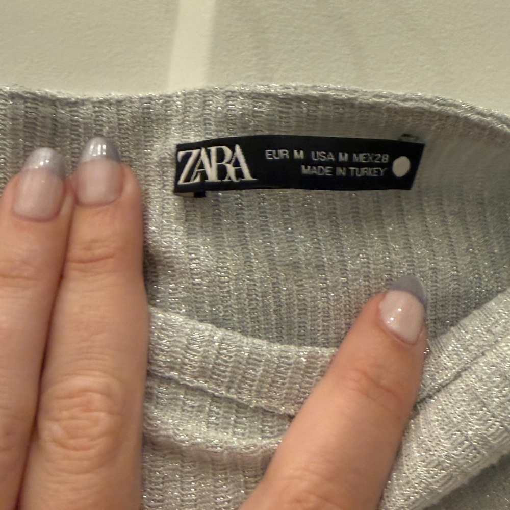 Zara Silver Metallic Ribbed Top - Picture 6 of 6